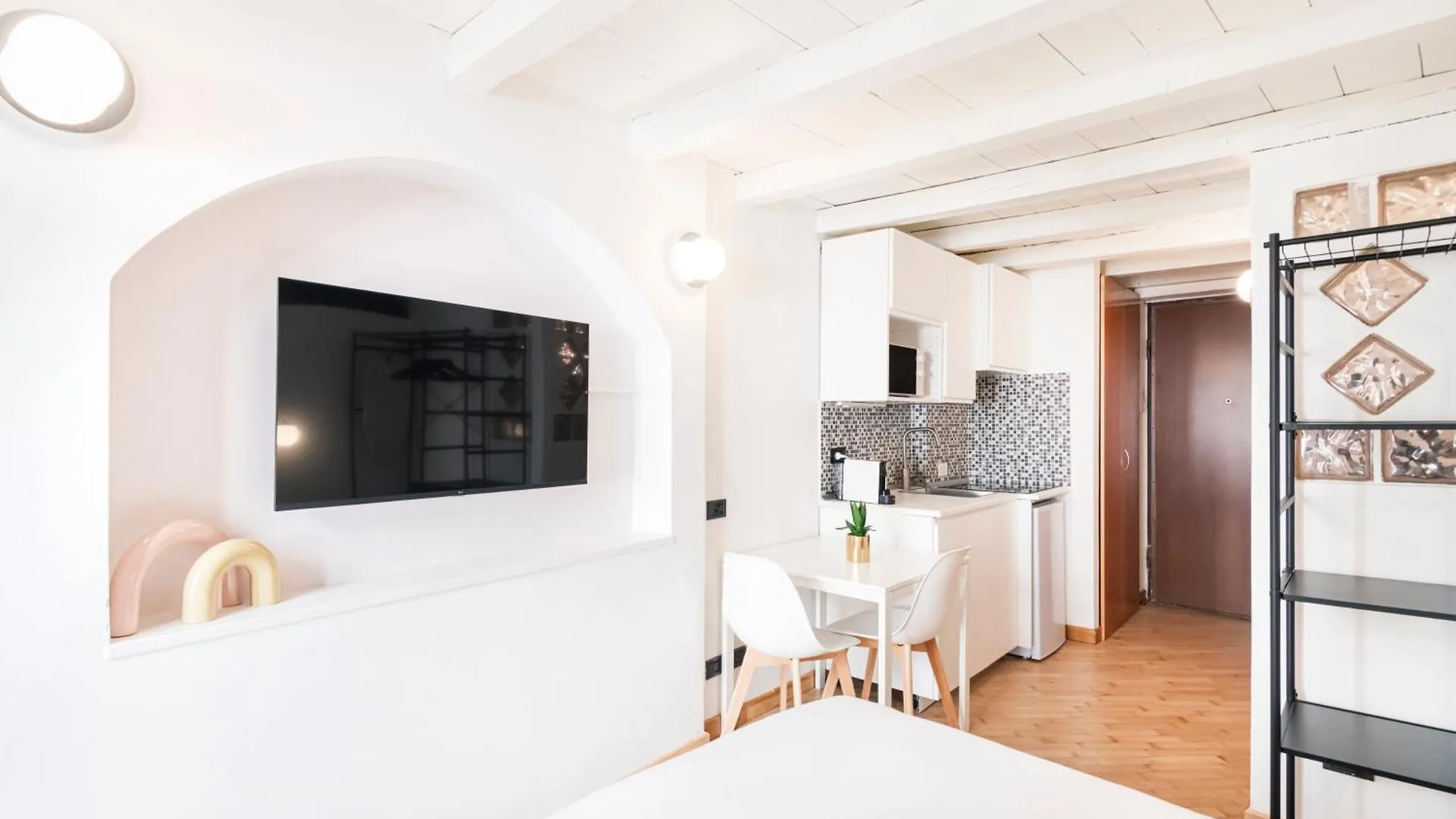 Relstay - Moscova - Central Studio Milan 0*,  Italy