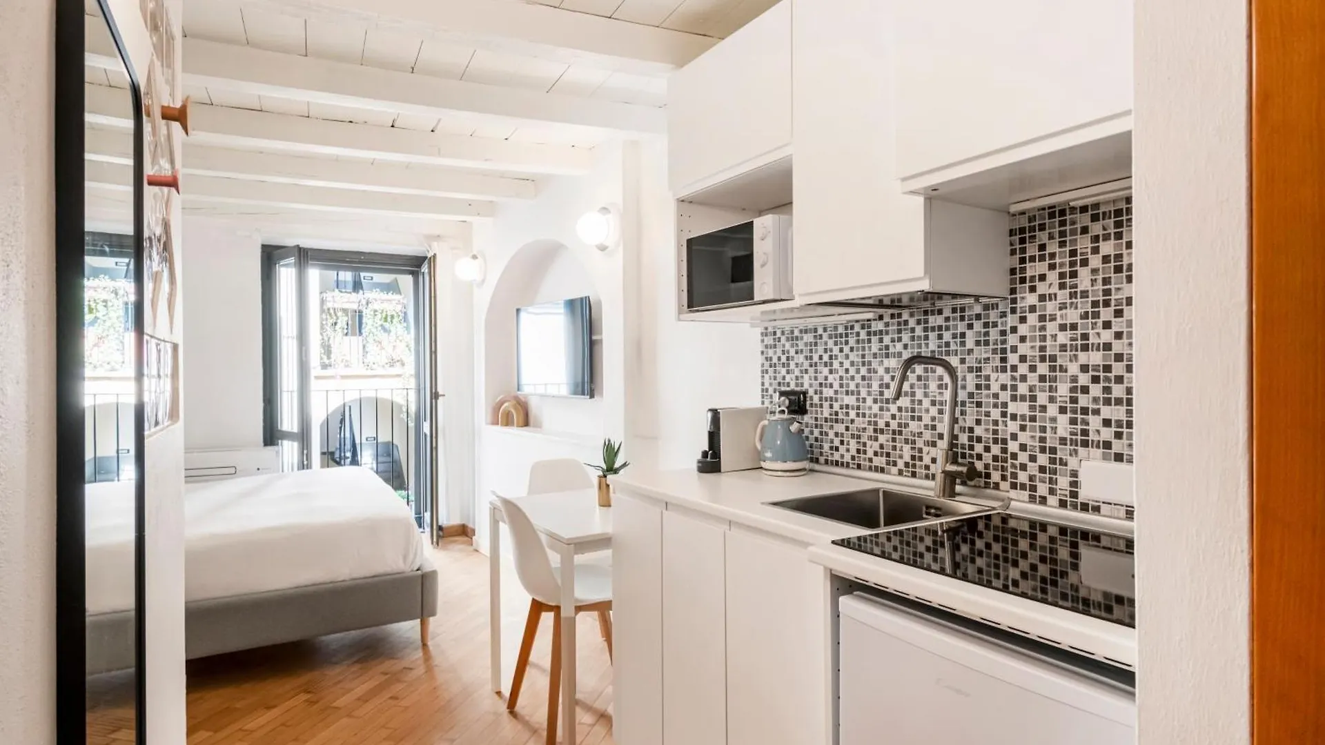 Apartment Relstay - Moscova - Central Studio Milan Italy