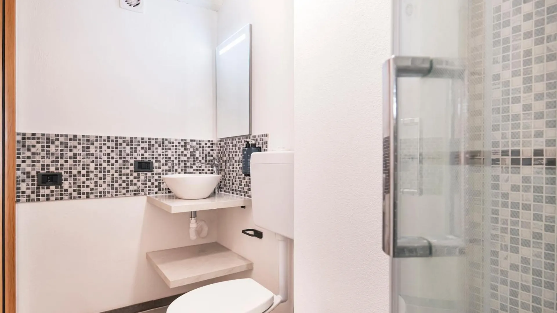 Lägenhet Relstay - Moscova - Central Studio Milano Italien